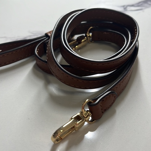 VINCE CAMUTO Cami Crossbody - Picture 13 of 16